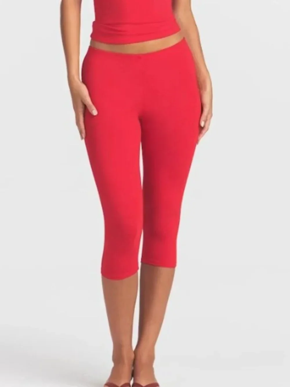 Skims Smooth-Layers High-Waisted Capri Pants Carmine Vibrant Red - Picture 1 of 4
